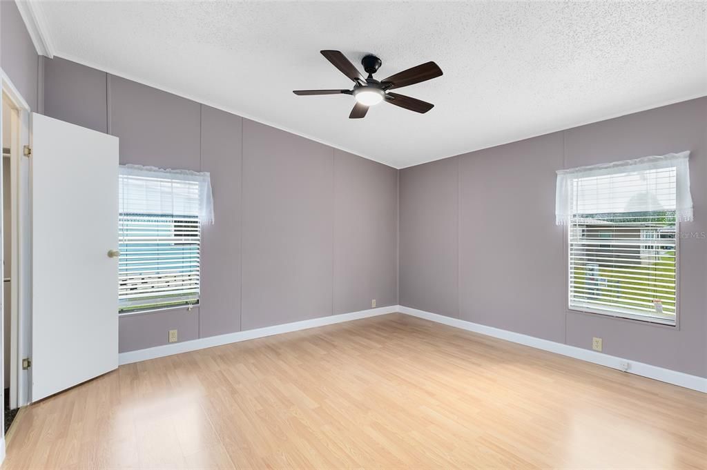 В аренду: $1,350 (2 спален, 2 ванн, 1143 Квадратных фут)
