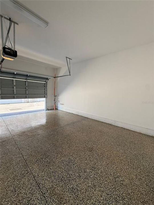 For Rent: $2,599 (3 beds, 3 baths, 1649 Square Feet)