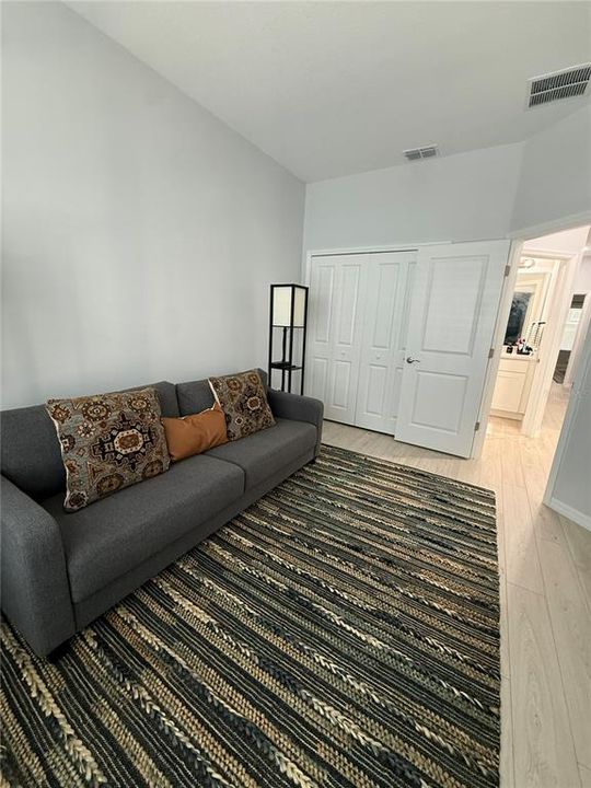 For Rent: $2,599 (3 beds, 3 baths, 1649 Square Feet)