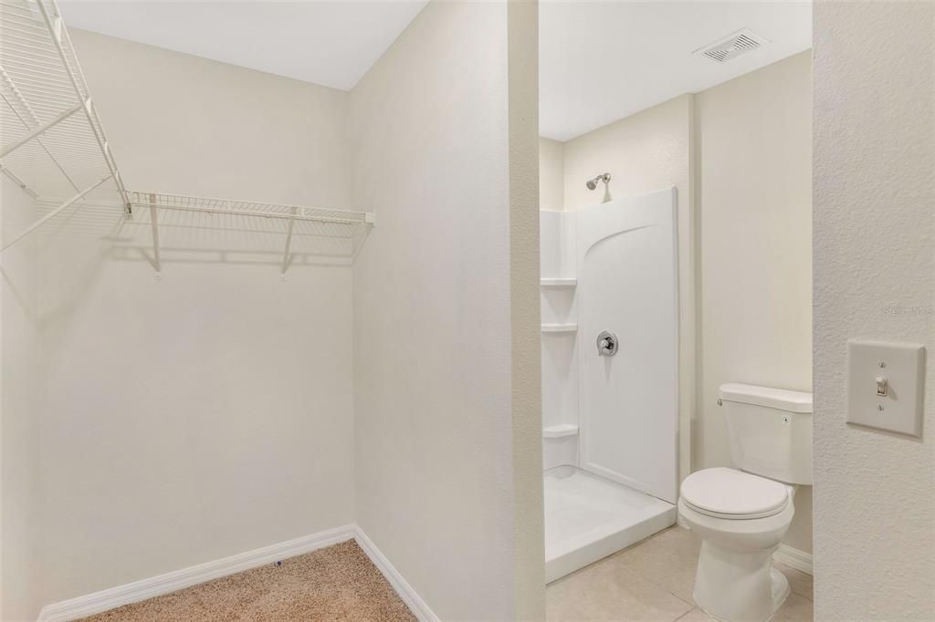 For Sale: $250,000 (3 beds, 2 baths, 1244 Square Feet)