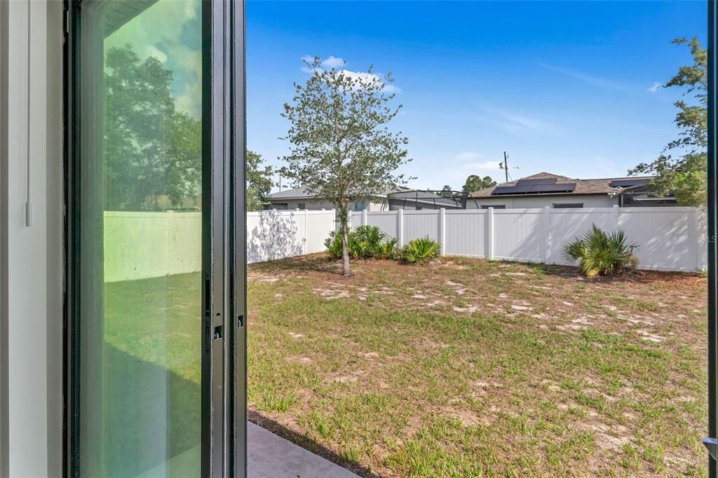 For Sale: $250,000 (3 beds, 2 baths, 1244 Square Feet)