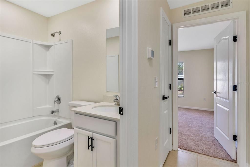For Sale: $250,000 (3 beds, 2 baths, 1244 Square Feet)