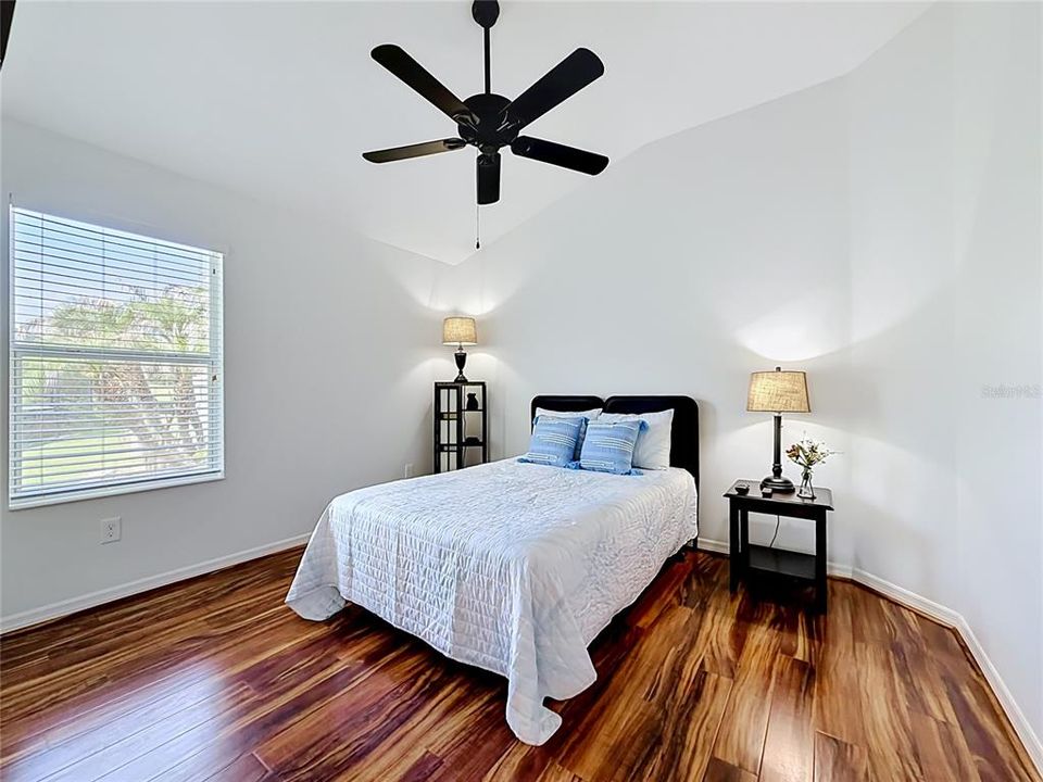 For Sale: $600,000 (3 beds, 2 baths, 1914 Square Feet)