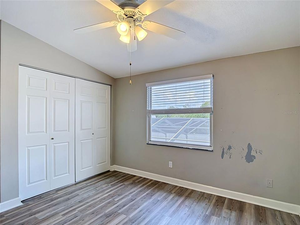 For Sale: $462,000 (4 beds, 2 baths, 1751 Square Feet)
