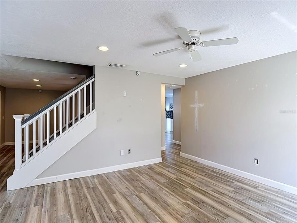 For Sale: $462,000 (4 beds, 2 baths, 1751 Square Feet)