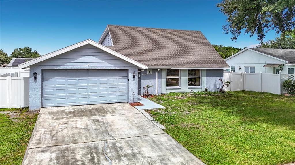 For Sale: $462,000 (4 beds, 2 baths, 1751 Square Feet)