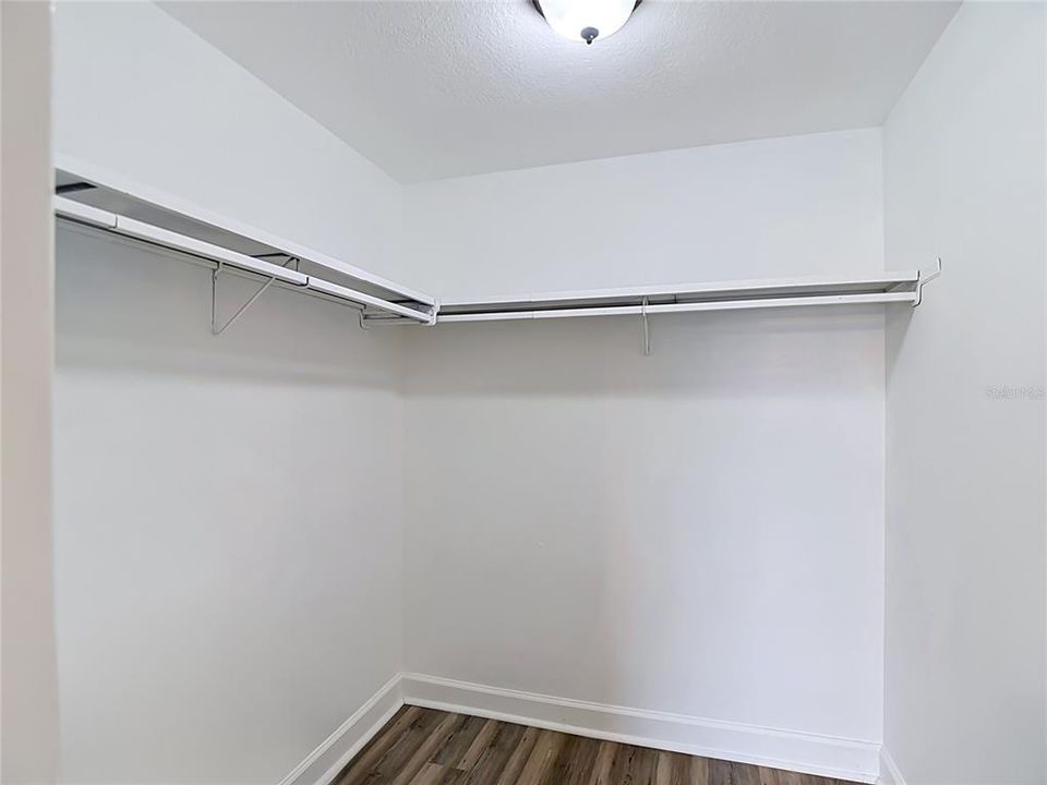 For Sale: $462,000 (4 beds, 2 baths, 1751 Square Feet)