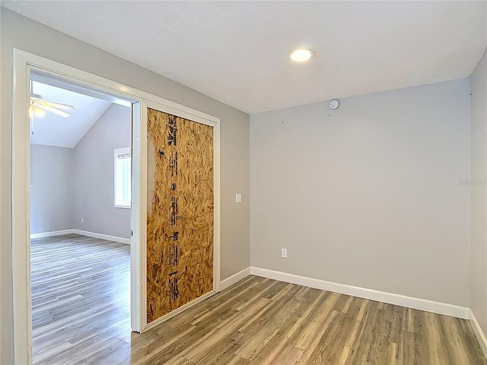 For Sale: $462,000 (4 beds, 2 baths, 1751 Square Feet)