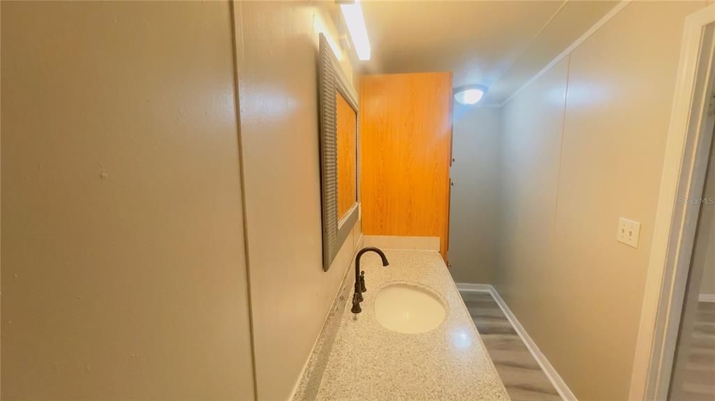 For Sale: $135,000 (3 beds, 2 baths, 1056 Square Feet)