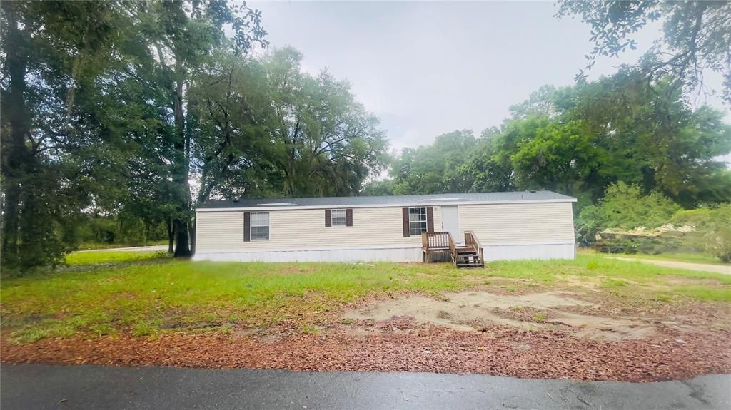For Sale: $135,000 (3 beds, 2 baths, 1056 Square Feet)