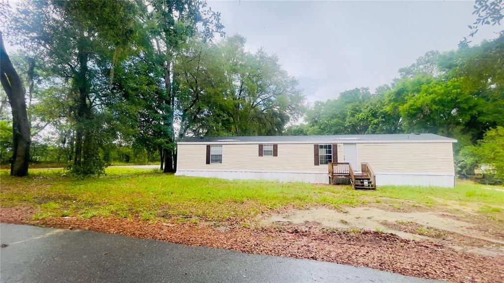 For Sale: $135,000 (3 beds, 2 baths, 1056 Square Feet)