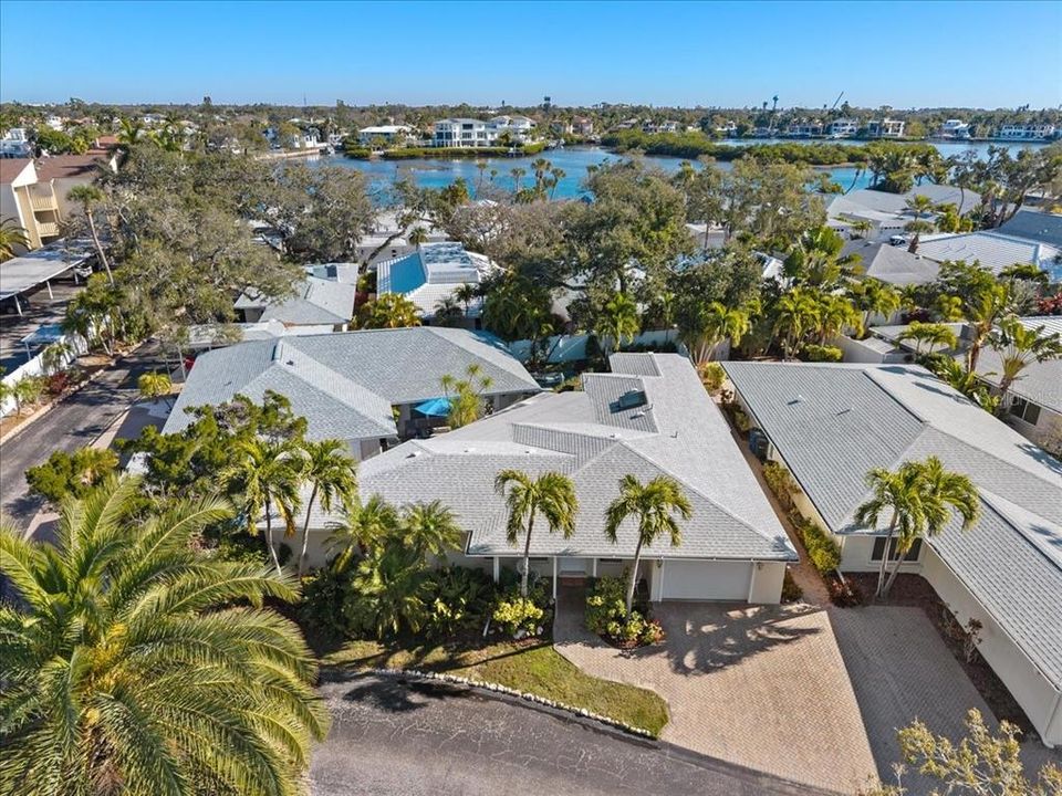 For Rent: $3,200 (2 beds, 2 baths, 1381 Square Feet)