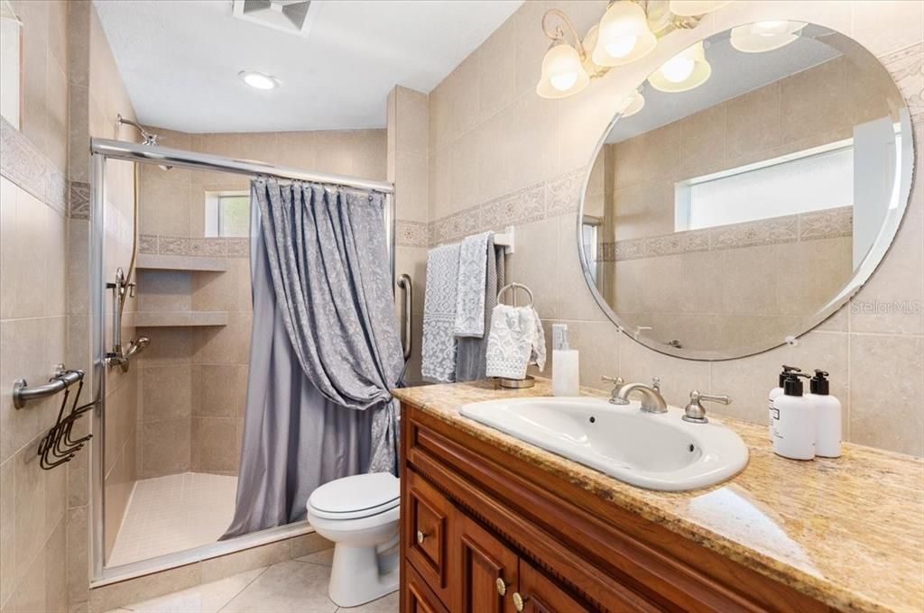 For Rent: $3,200 (2 beds, 2 baths, 1381 Square Feet)