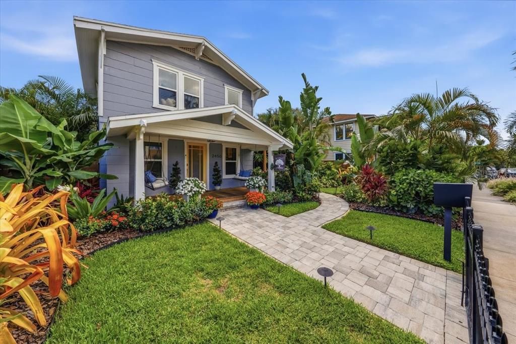 For Sale: $1,450,000 (4 beds, 4 baths, 2372 Square Feet)