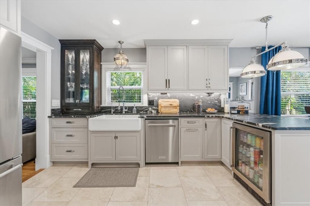 For Sale: $1,450,000 (4 beds, 4 baths, 2372 Square Feet)