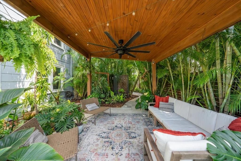 For Sale: $1,450,000 (4 beds, 4 baths, 2372 Square Feet)