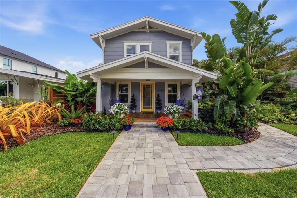 For Sale: $1,450,000 (4 beds, 4 baths, 2372 Square Feet)