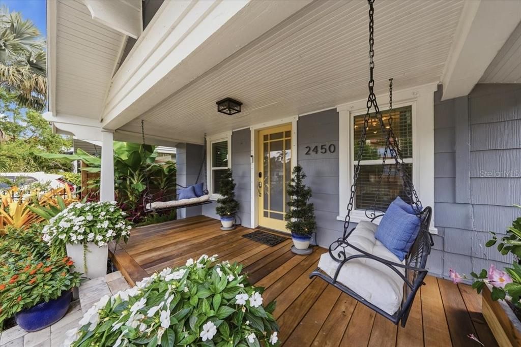 For Sale: $1,450,000 (4 beds, 4 baths, 2372 Square Feet)