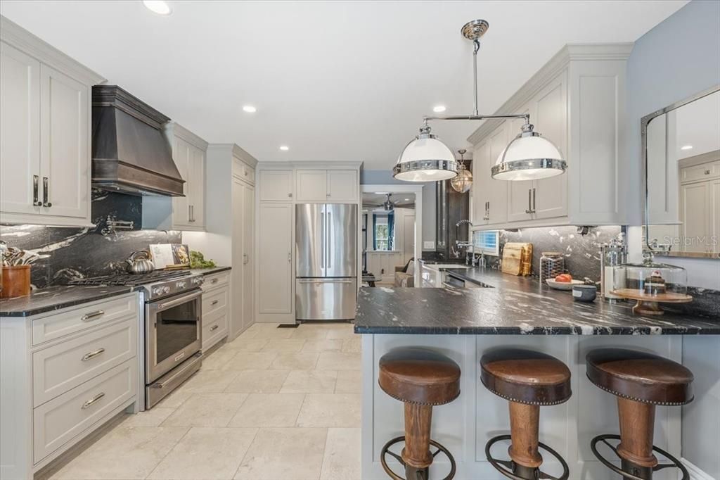 For Sale: $1,450,000 (4 beds, 4 baths, 2372 Square Feet)