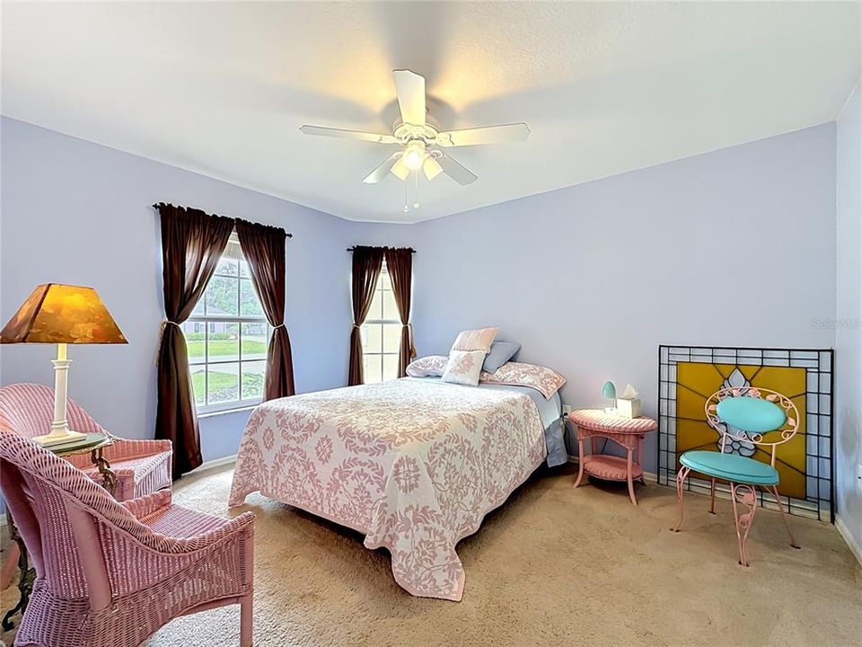 For Sale: $339,900 (3 beds, 2 baths, 1610 Square Feet)