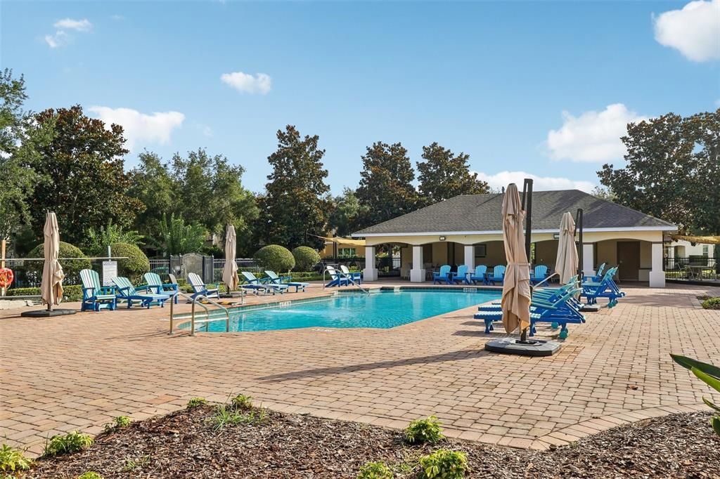 For Sale: $550,000 (3 beds, 2 baths, 1984 Square Feet)