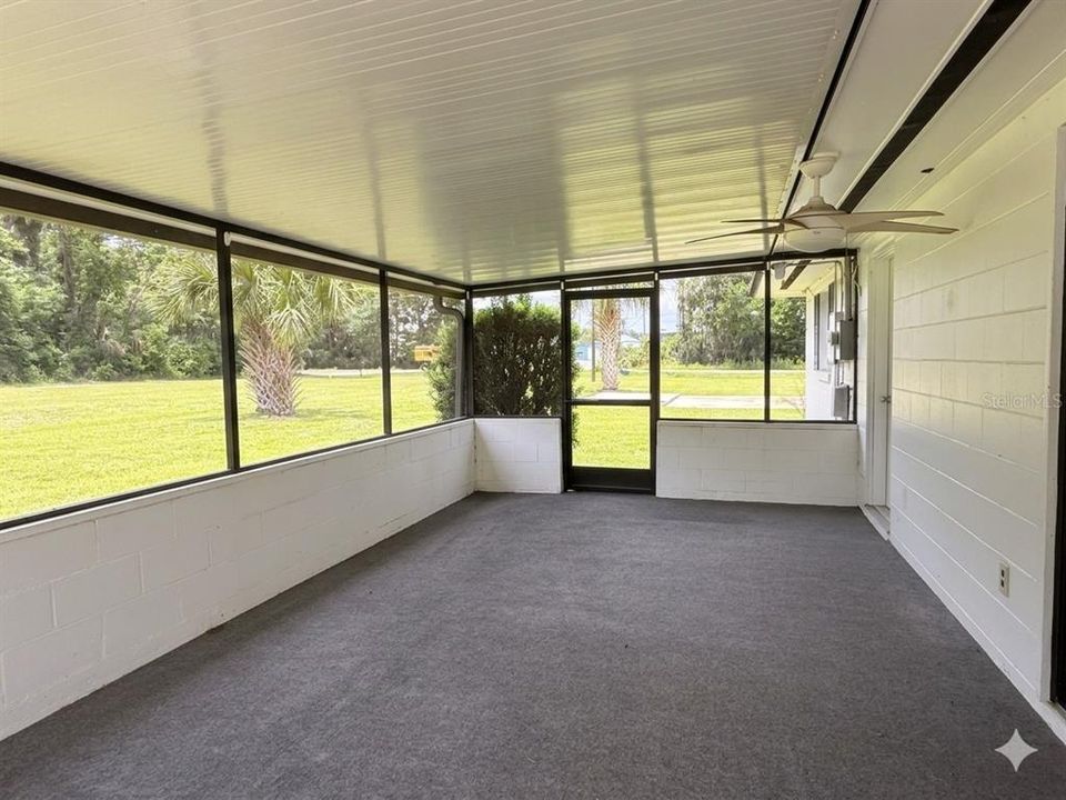 For Rent: $2,400 (3 beds, 2 baths, 2224 Square Feet)