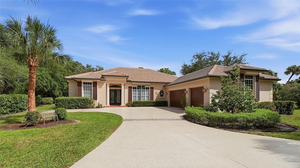 For Sale: $1,190,000 (4 beds, 3 baths, 3374 Square Feet)