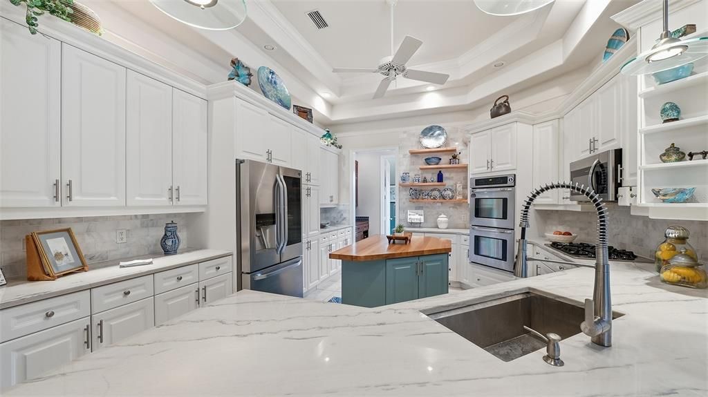 For Sale: $1,190,000 (4 beds, 3 baths, 3374 Square Feet)