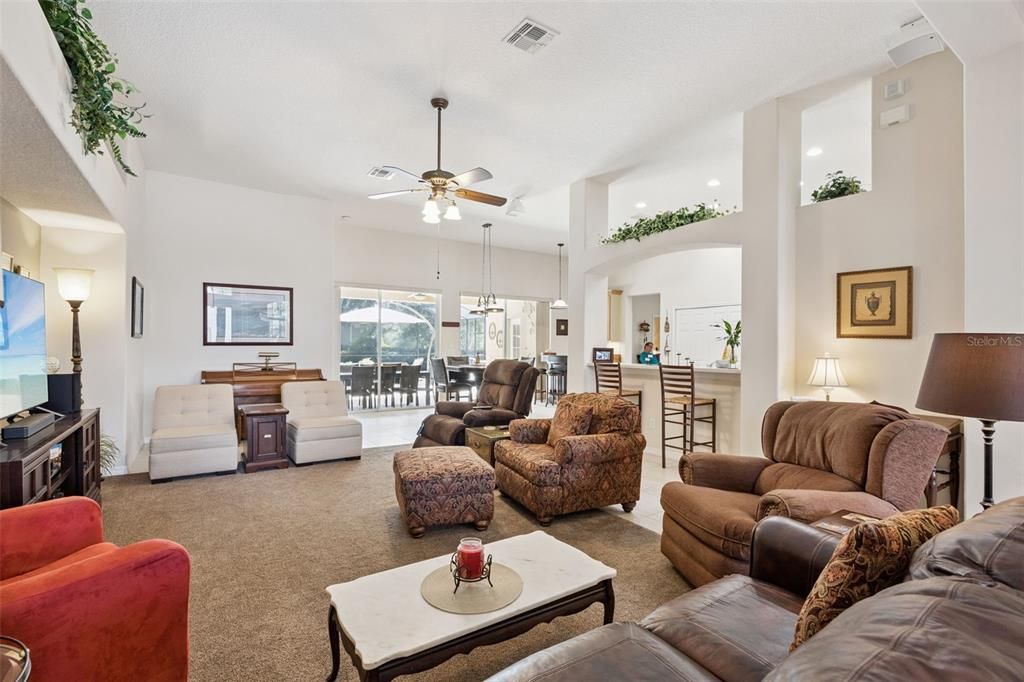 For Sale: $679,000 (4 beds, 4 baths, 3190 Square Feet)