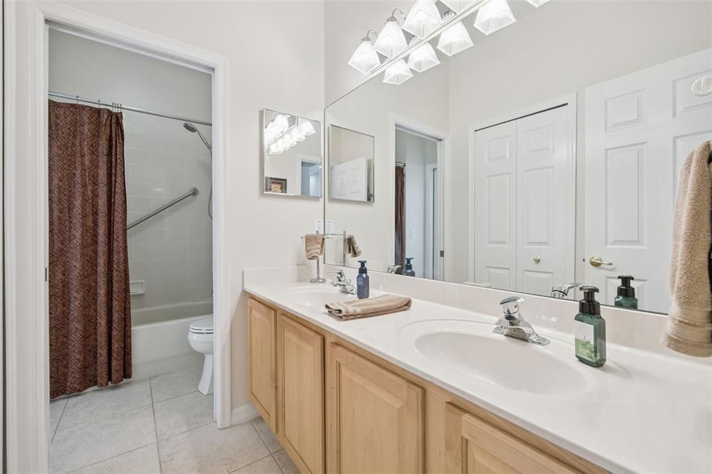 For Sale: $679,000 (4 beds, 4 baths, 3190 Square Feet)