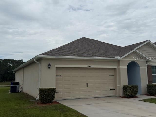 For Rent: $2,150 (3 beds, 2 baths, 1672 Square Feet)