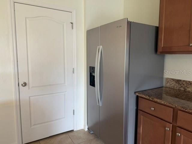 For Rent: $2,150 (3 beds, 2 baths, 1672 Square Feet)