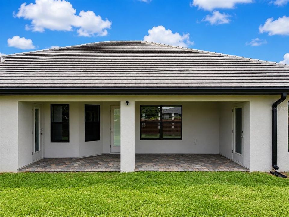 For Sale: $514,500 (4 beds, 3 baths, 2572 Square Feet)