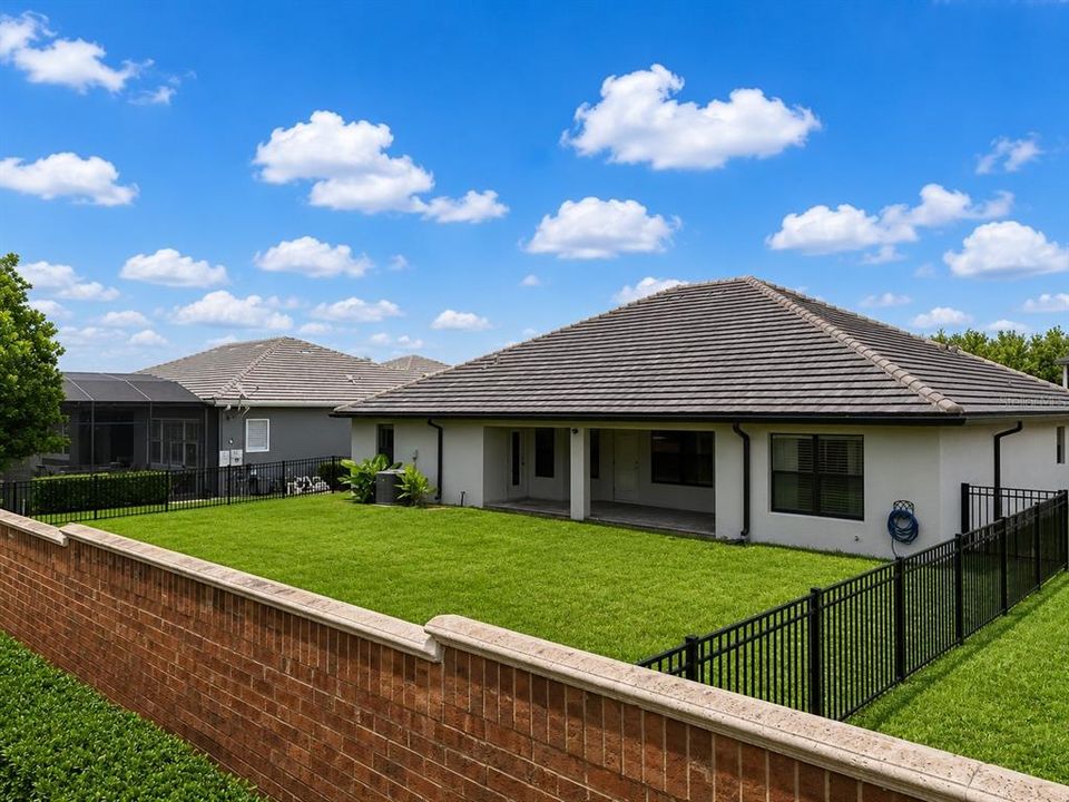 For Sale: $514,500 (4 beds, 3 baths, 2572 Square Feet)