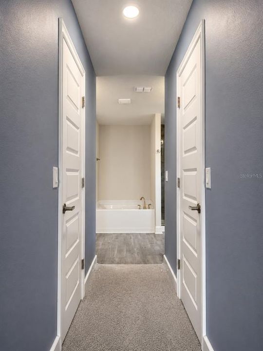For Sale: $514,500 (4 beds, 3 baths, 2572 Square Feet)