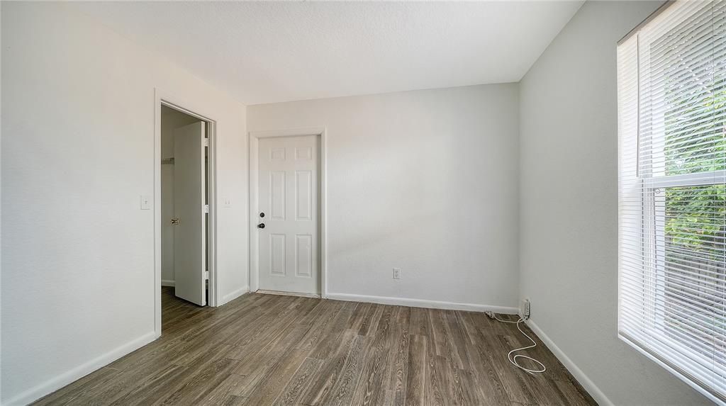 For Sale: $375,000 (3 beds, 2 baths, 1120 Square Feet)