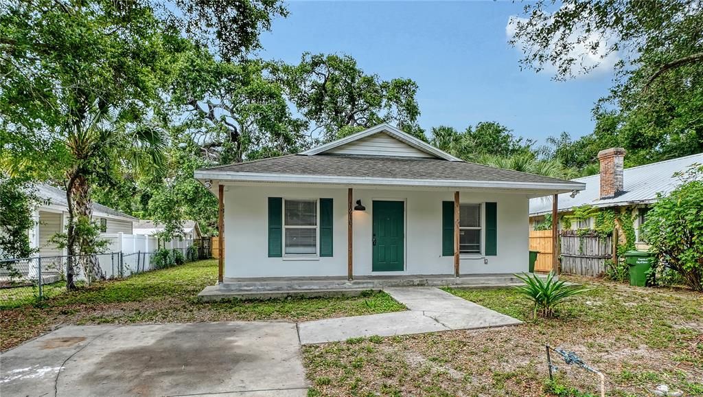 For Sale: $375,000 (3 beds, 2 baths, 1120 Square Feet)
