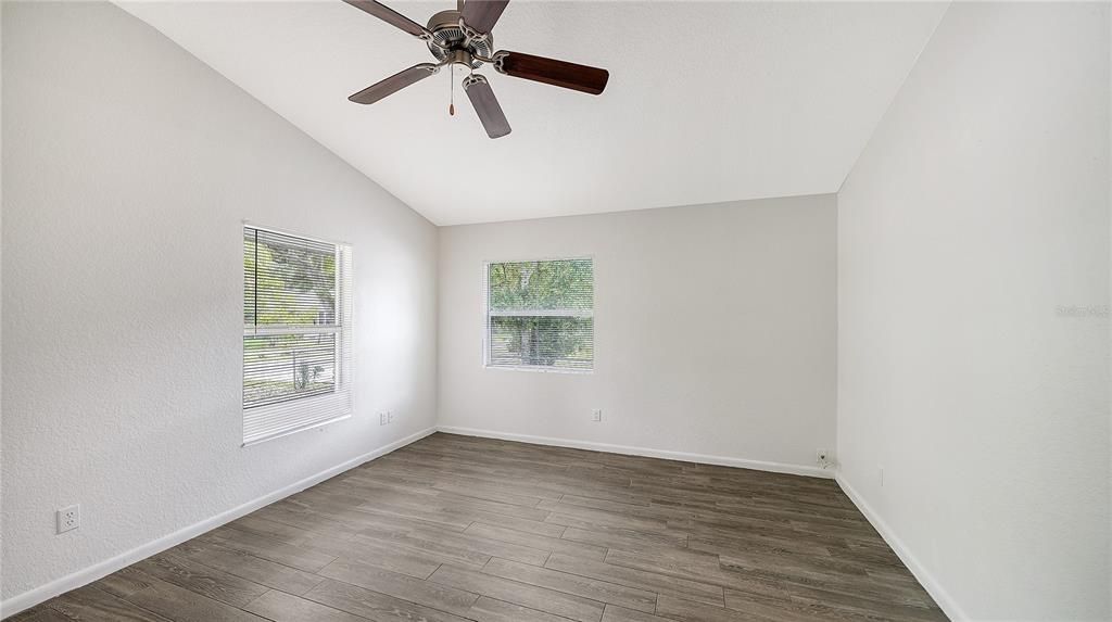 For Sale: $375,000 (3 beds, 2 baths, 1120 Square Feet)