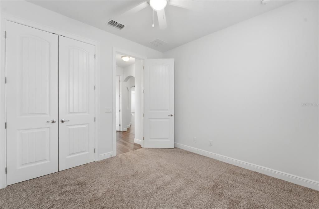 For Sale: $354,900 (3 beds, 2 baths, 1596 Square Feet)
