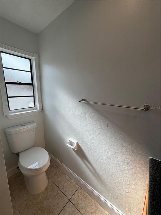 В аренду: $2,500 (4 спален, 2 ванн, 1628 Квадратных фут)