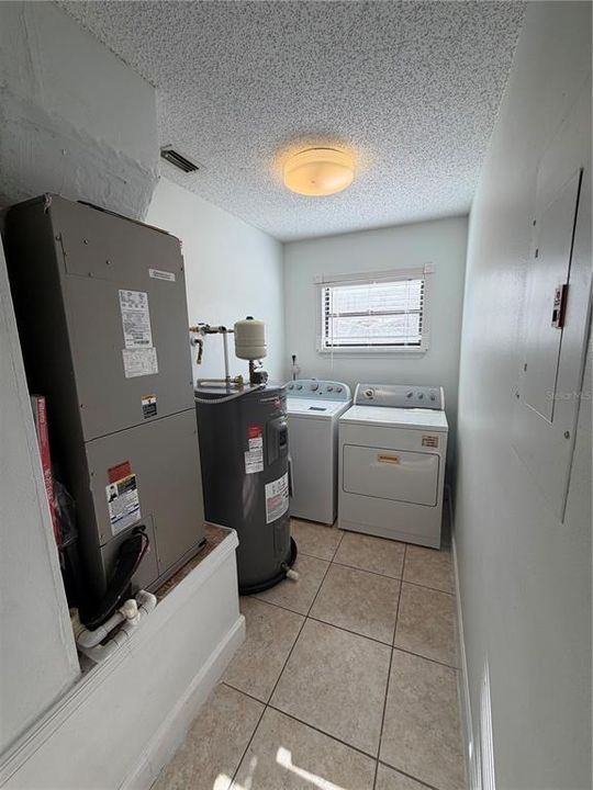 В аренду: $2,500 (4 спален, 2 ванн, 1628 Квадратных фут)