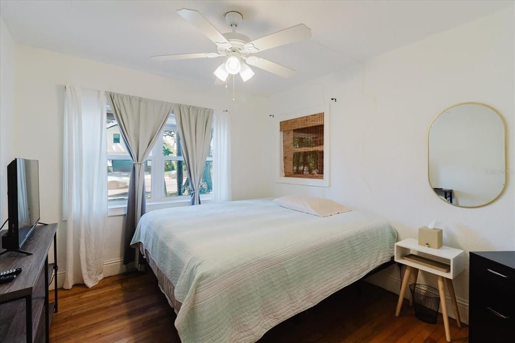 For Sale: $799,000 (2 beds, 2 baths, 1500 Square Feet)