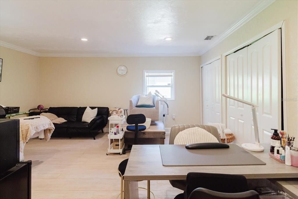For Sale: $799,000 (2 beds, 2 baths, 1500 Square Feet)