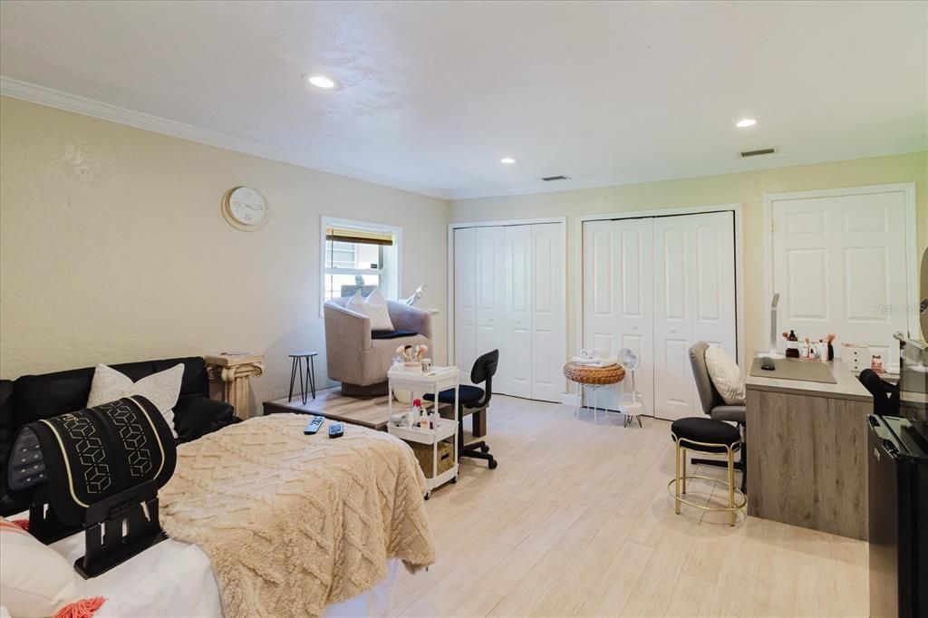 For Sale: $799,000 (2 beds, 2 baths, 1500 Square Feet)