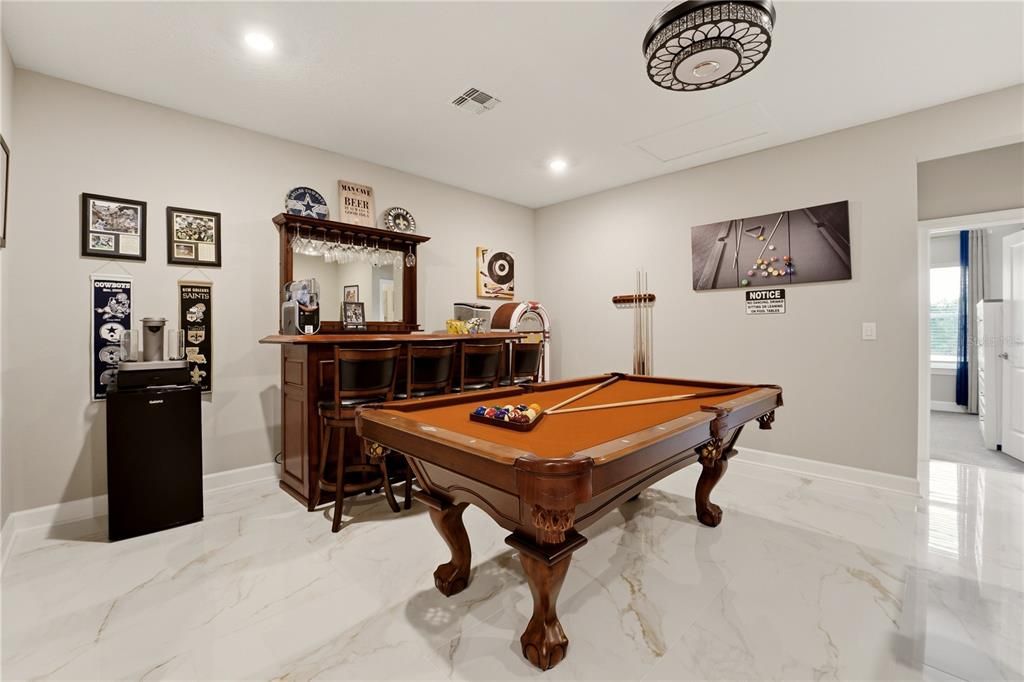 : $1,065,000 (5 beds, 4 baths, 4055 Square Feet)