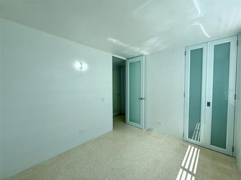 На продажу: $265,000 (3 спален, 2 ванн, 1172 Квадратных фут)