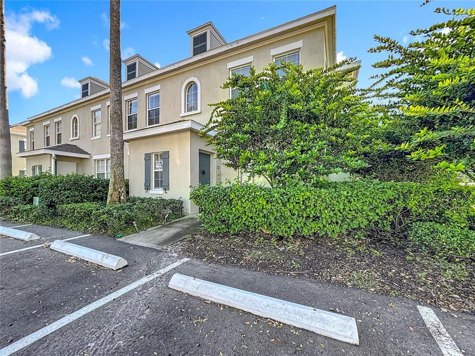 For Sale: $385,000 (3 beds, 2 baths, 1544 Square Feet)