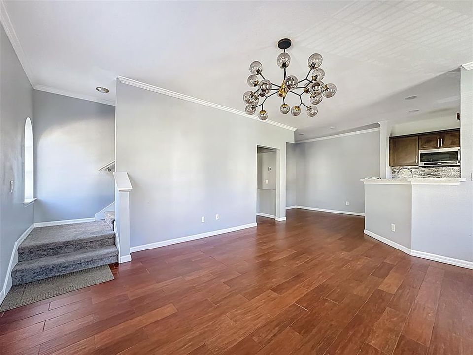 For Sale: $385,000 (3 beds, 2 baths, 1544 Square Feet)