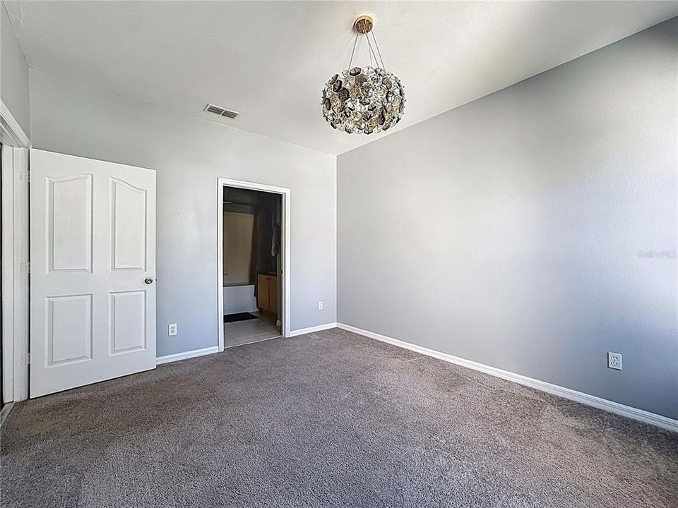 For Sale: $385,000 (3 beds, 2 baths, 1544 Square Feet)
