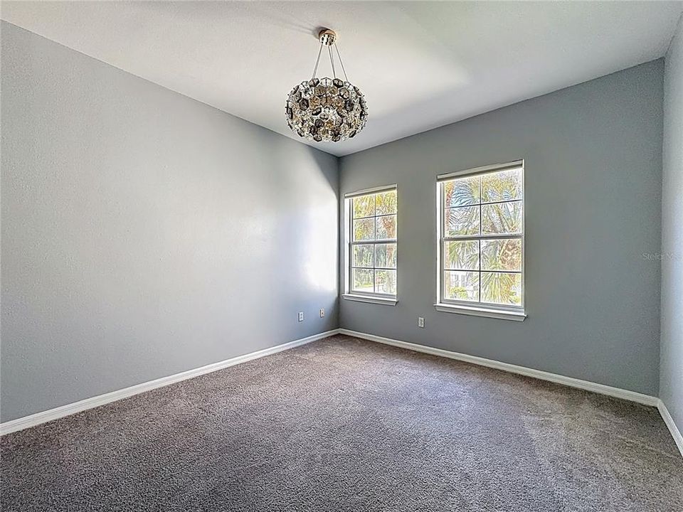 For Sale: $385,000 (3 beds, 2 baths, 1544 Square Feet)